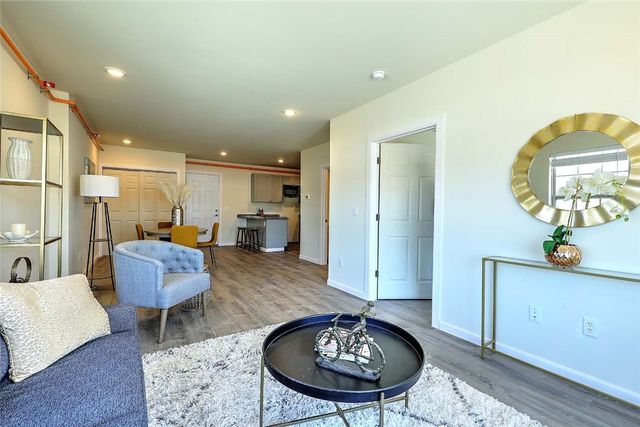 327 Pine Street 1001, Pawtucket, RI 02860