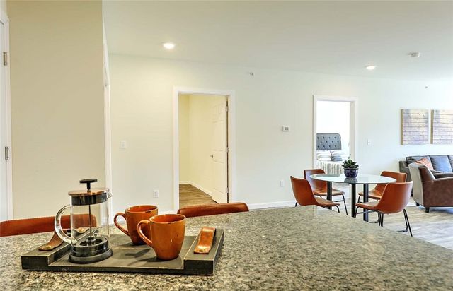 327 Pine Street 1001, Pawtucket, RI 02860
