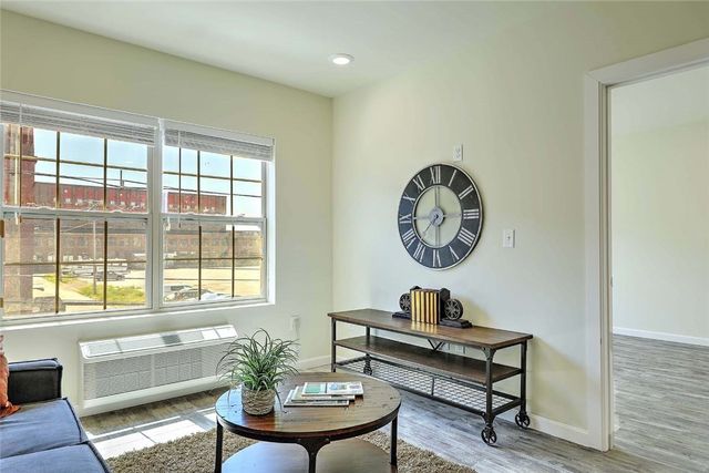 327 Pine Street 1001, Pawtucket, RI 02860