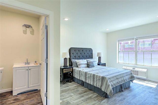327 Pine Street 1001, Pawtucket, RI 02860