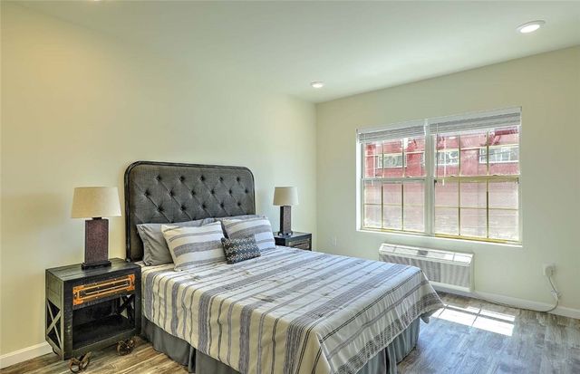 327 Pine Street 1001, Pawtucket, RI 02860