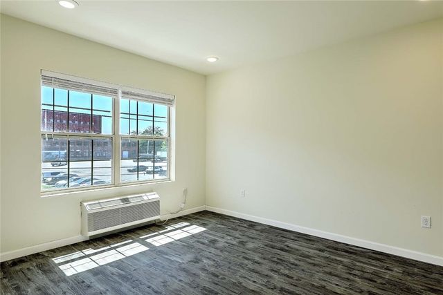 327 Pine Street 1001, Pawtucket, RI 02860