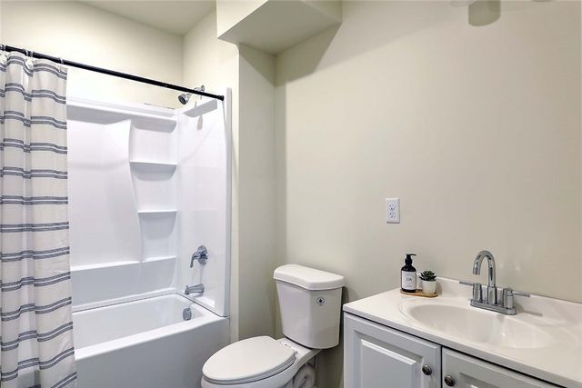327 Pine Street 1001, Pawtucket, RI 02860