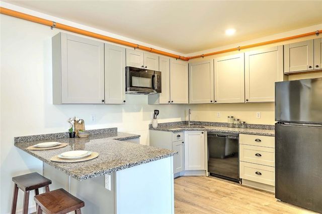 327 Pine Street 1001, Pawtucket, RI 02860