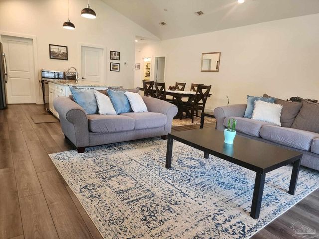 1829 North 8th Ave, Pensacola, FL 32503