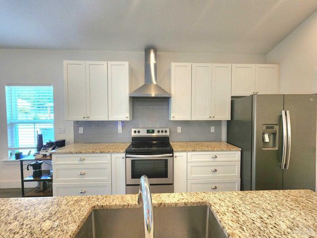 1829 North 8th Ave, Pensacola, FL 32503