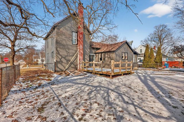 311 Russell Street, Thornapple Twp, MI 49333