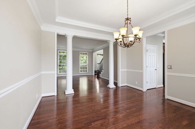 3041 Oxford Glen Dr, Franklin, TN 37067