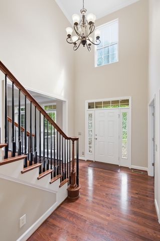 3041 Oxford Glen Dr, Franklin, TN 37067