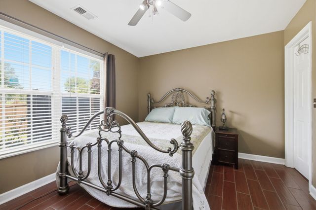 3041 Oxford Glen Dr, Franklin, TN 37067