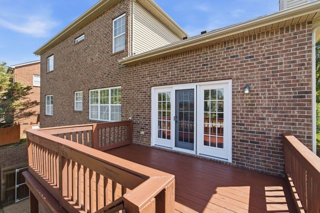 3041 Oxford Glen Dr, Franklin, TN 37067