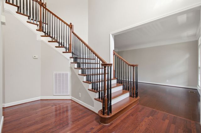 3041 Oxford Glen Dr, Franklin, TN 37067
