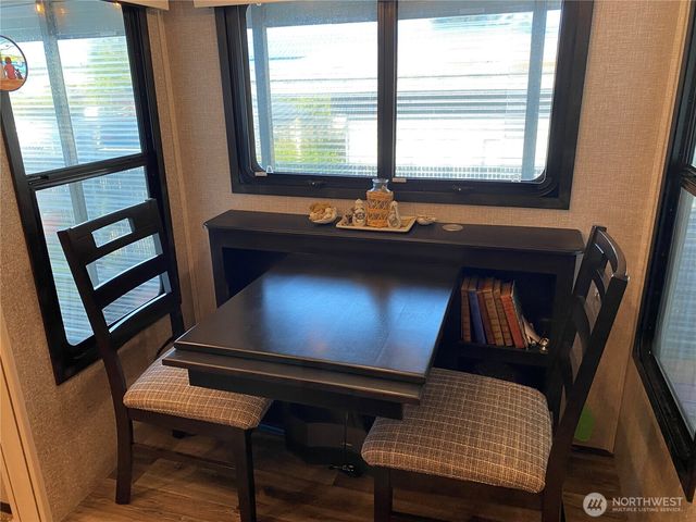 132 Victoria Loop NE, Ocean Shores, WA 98569