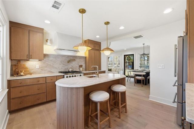 359 W SANDTOWN SW Road, Marietta, GA 30064