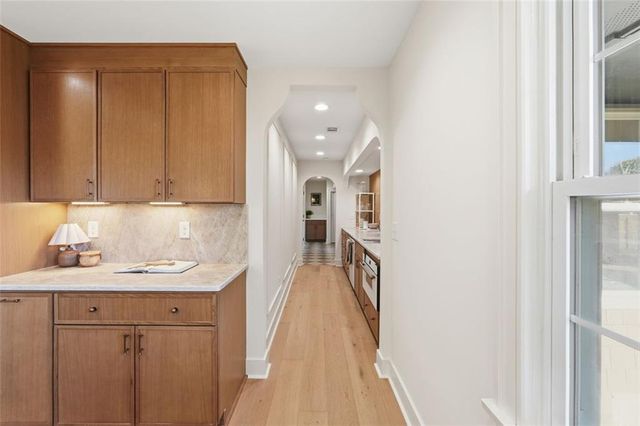 359 W SANDTOWN SW Road, Marietta, GA 30064