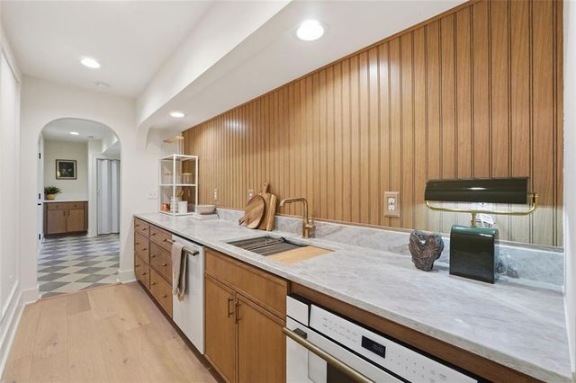 359 W SANDTOWN SW Road, Marietta, GA 30064