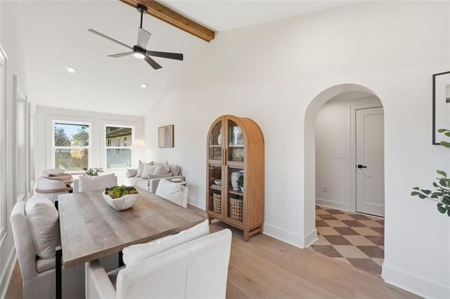 359 W SANDTOWN SW Road, Marietta, GA 30064