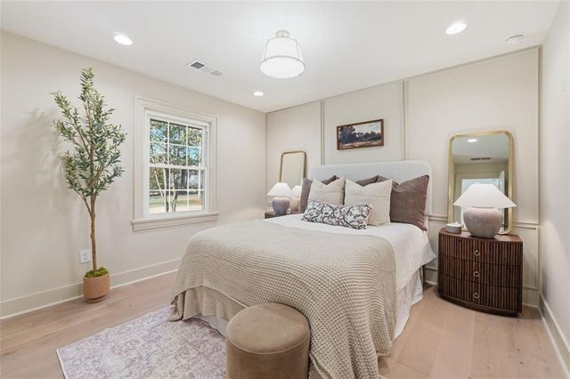 359 W SANDTOWN SW Road, Marietta, GA 30064