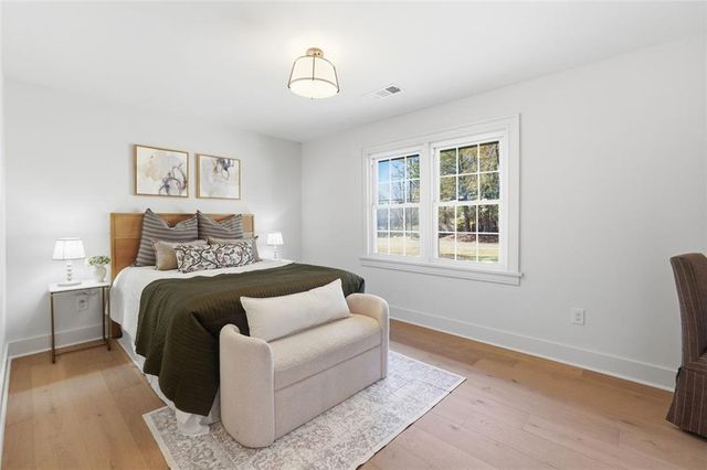 359 W SANDTOWN SW Road, Marietta, GA 30064