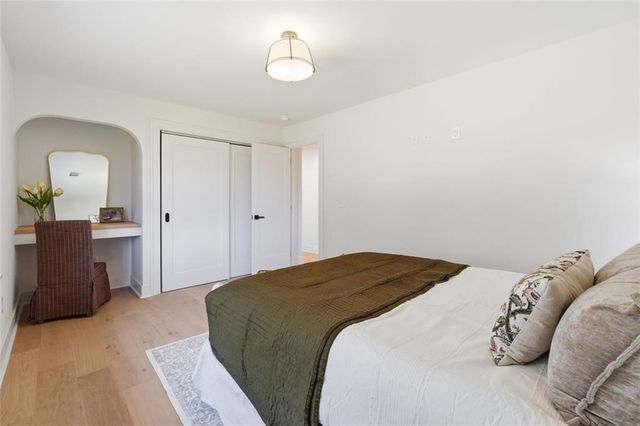 359 W SANDTOWN SW Road, Marietta, GA 30064