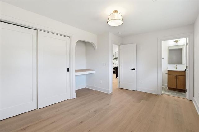 359 W SANDTOWN SW Road, Marietta, GA 30064