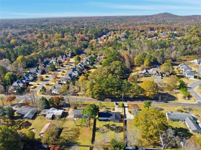 359 W SANDTOWN SW Road, Marietta, GA 30064