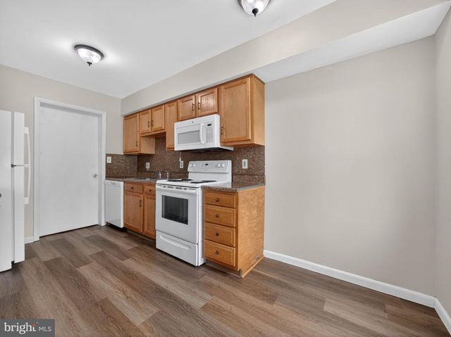 110 LAUREL, Quakertown, PA 18951
