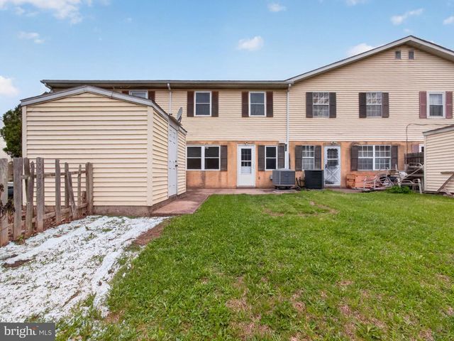110 LAUREL, Quakertown, PA 18951