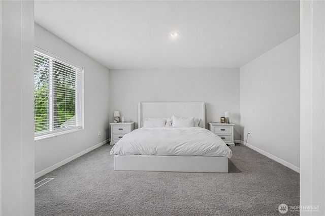 8723 13th Court E, Tacoma, WA 98445