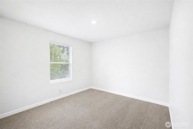 8723 13th Court E, Tacoma, WA 98445