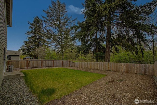 8723 13th Court E, Tacoma, WA 98445