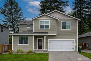 8723 13th Court E, Tacoma, WA 98445
