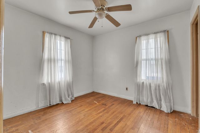 6700 Jackson Street, Taylor, MI 48180