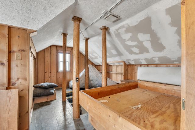 6700 Jackson Street, Taylor, MI 48180