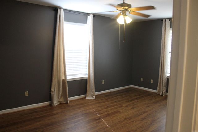 4209 Deer Park Drive, Little Rock, AR 72223