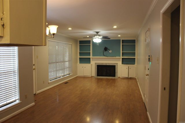 4209 Deer Park Drive, Little Rock, AR 72223