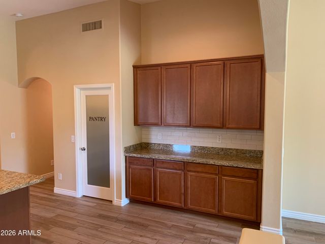9534 W ALBERT Lane, Peoria, AZ 85382