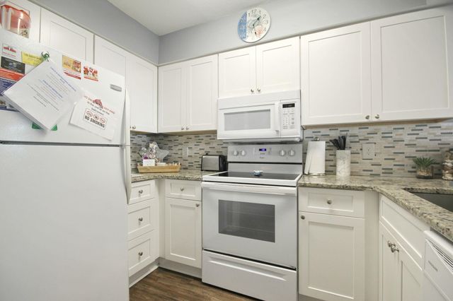 1113 S Ocean Blvd Unit 601, Surfside Beach, SC 29575