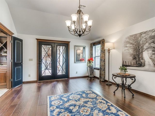 19720 Meadow Bend Avenue, Edmond, OK 73012