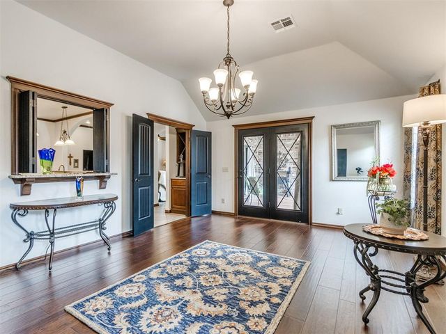 19720 Meadow Bend Avenue, Edmond, OK 73012