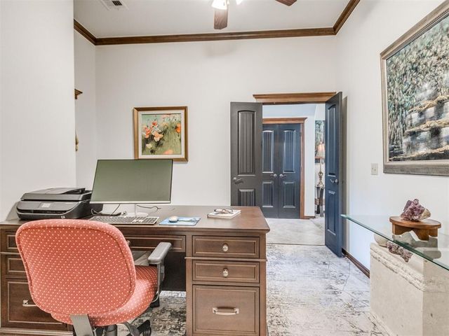 19720 Meadow Bend Avenue, Edmond, OK 73012