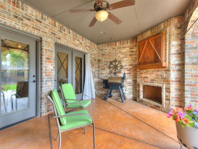 19720 Meadow Bend Avenue, Edmond, OK 73012