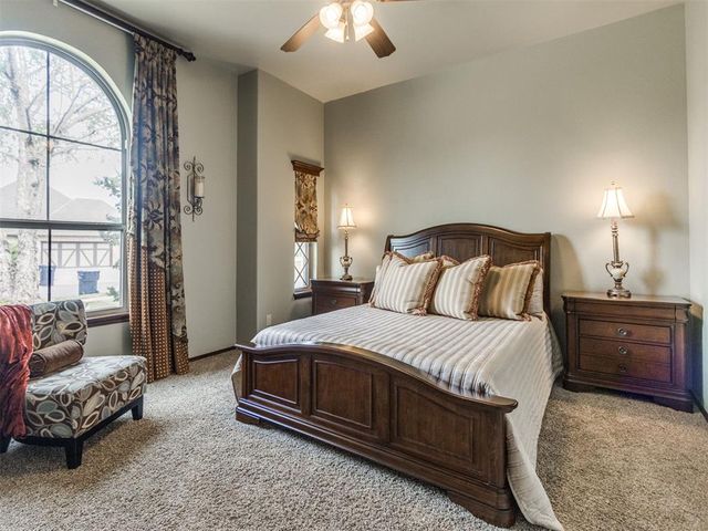 19720 Meadow Bend Avenue, Edmond, OK 73012