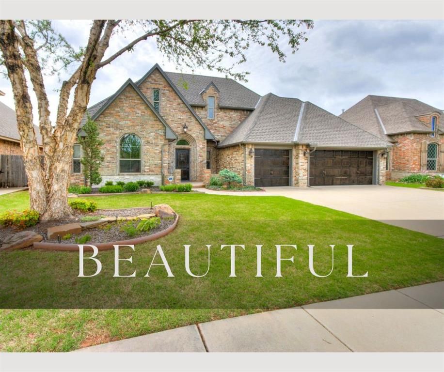 Image 1 of property listing at 19720 Meadow Bend Avenue, Edmond, OK 73012