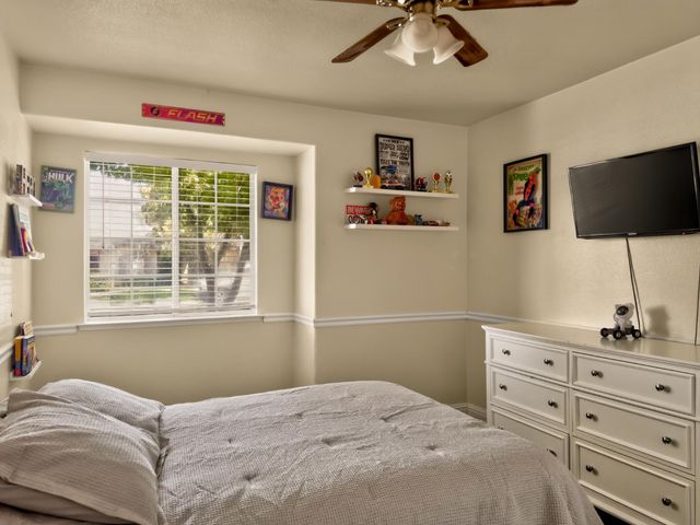 5451 N State Street, Fresno, CA 93722
