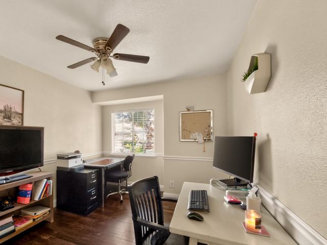 5451 N State Street, Fresno, CA 93722