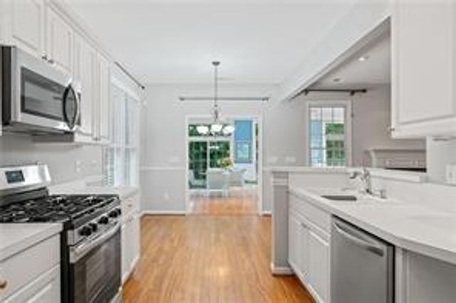 304 Laurel Glen Crossing, Canton, GA 30114