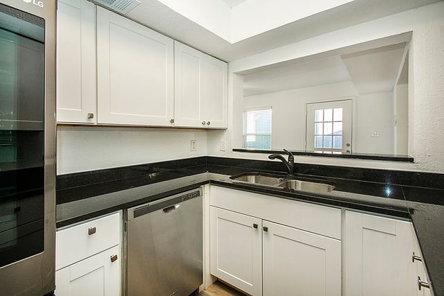 2611 Via Cordova, Carrollton, TX 75006