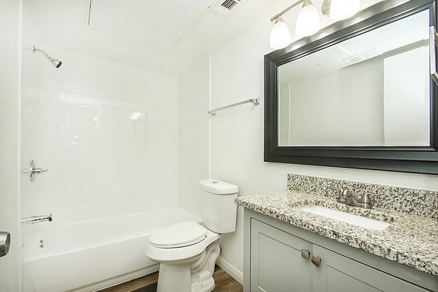 2611 Via Cordova, Carrollton, TX 75006