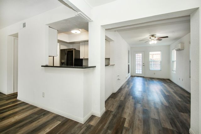 2611 Via Cordova, Carrollton, TX 75006